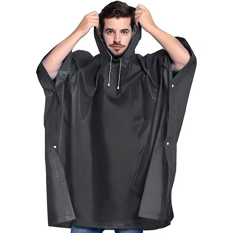 Poncho impermeabile nero con cappuccio in EVA