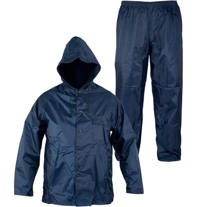 Completo antipioggia giacca e pantalone blu navy