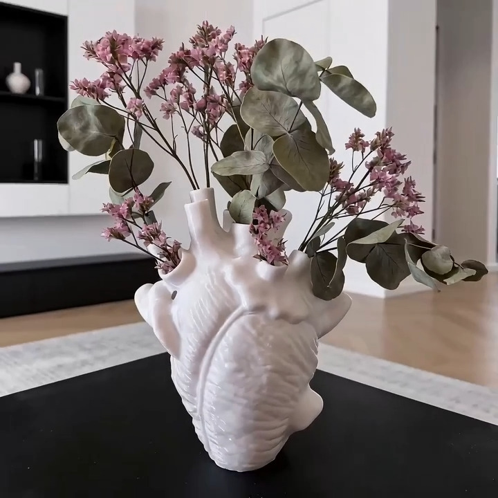 HeartVase - Vaso decorativo a forma di cuore anatomico - immagine 2